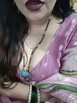 Mayuri77 stripchat live cam model