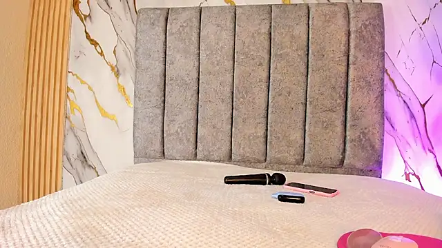 aihnoa_split18 stripchat live cam model