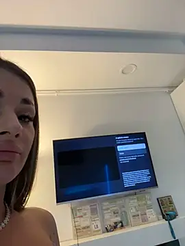 IsabellaEtthan stripchat live cam model
