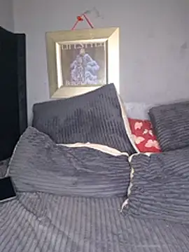 Petrossa stripchat live cam model