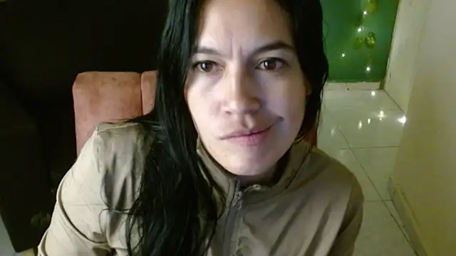 cristal1609 stripchat live cam model