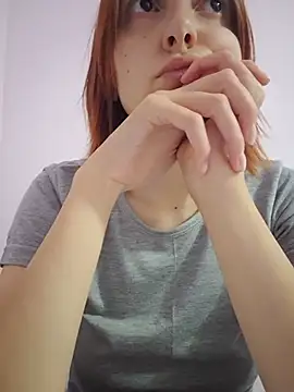 KrissyVixxen stripchat live cam model