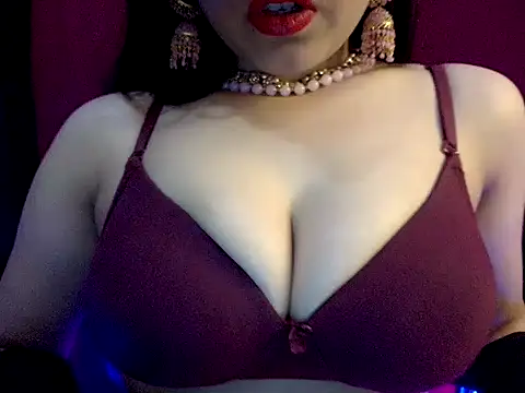 nadia_doll69 stripchat live cam model
