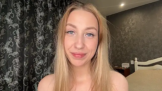TheresaCyphert stripchat live cam model