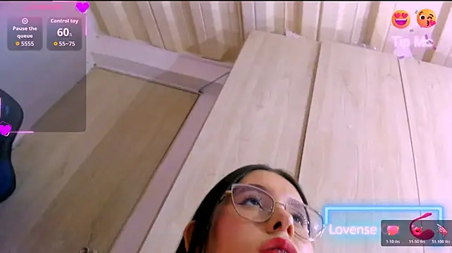 ParisShayk stripchat live cam model