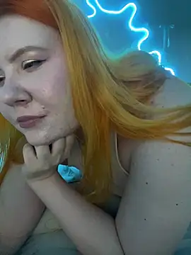 LunaLu13_ stripchat live cam model