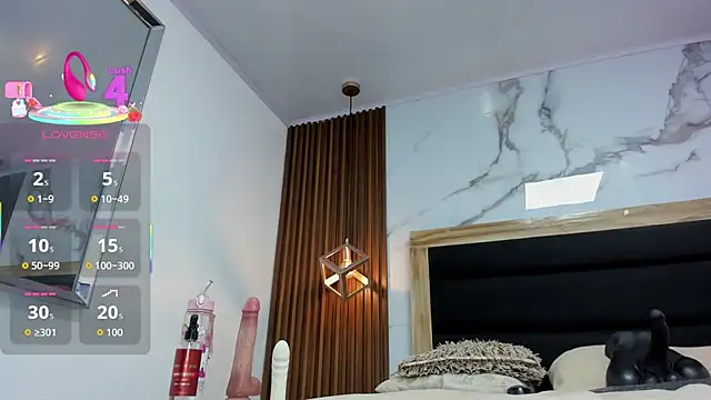 ALICIATARLY stripchat live cam model