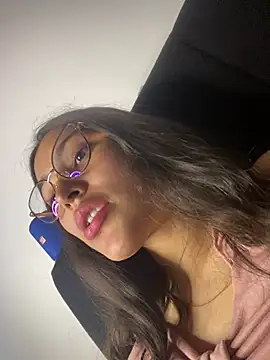 hotwife26 stripchat live cam model