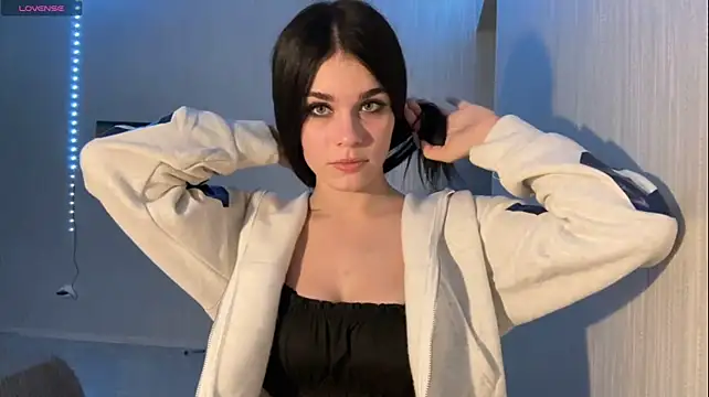 JeniceSourwine stripchat live cam model