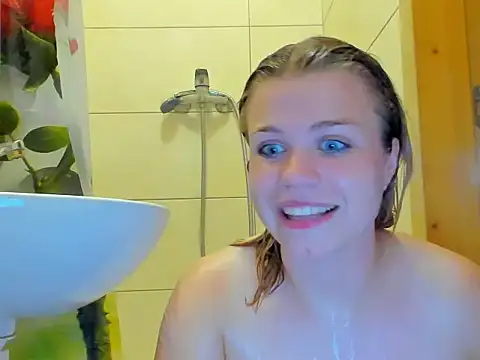 Alexacore stripchat live cam model