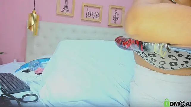 leylla_ stripchat live cam model