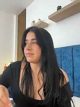 KallyMyller1 stripchat live cam model