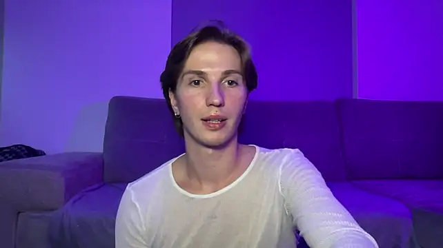 LeoWild1 stripchat live cam model