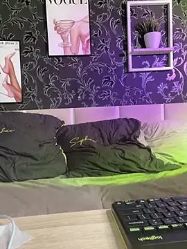 RubyMotte stripchat live cam model
