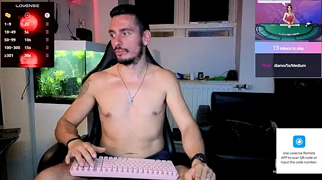 Rayzel_White stripchat live cam model