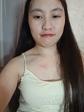 Cherry-squirtt stripchat live cam model