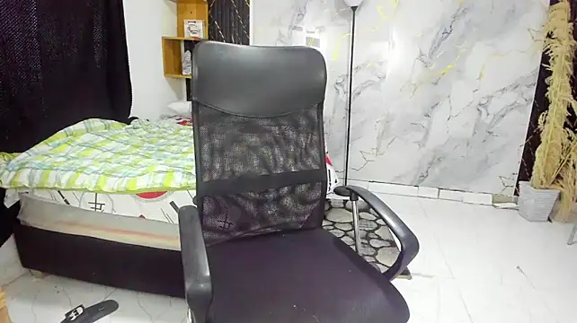 slim_dirtyxx1 stripchat live cam model