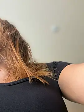 Samantha_bigboobs stripchat live cam model