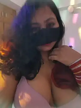Bristy--- stripchat live cam model