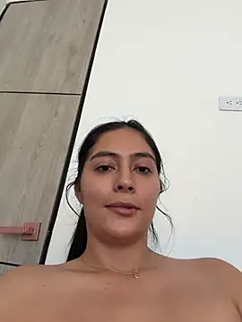 Sophie__Foxxx stripchat live cam model