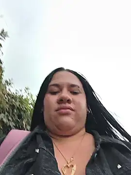 Kendra-daring stripchat live cam model