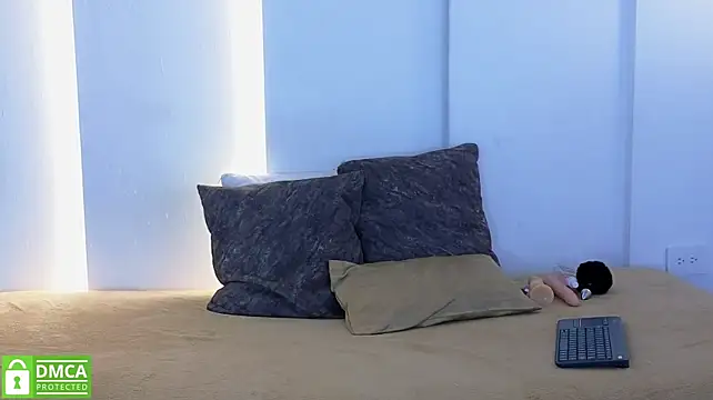 Xamarha_3 stripchat live cam model