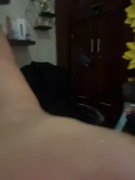 DirtyKhloy stripchat live cam model