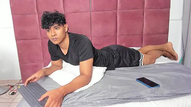 Logan_jake stripchat live cam model