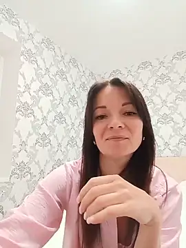 Jenis-loves stripchat live cam model