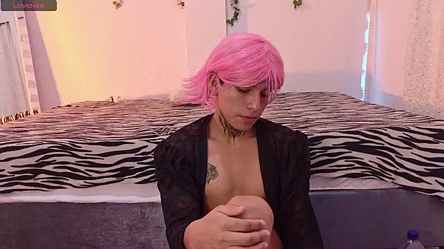 Kitsune_rei stripchat live cam model