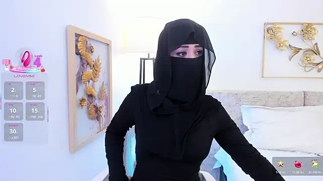 _Malak stripchat live cam model