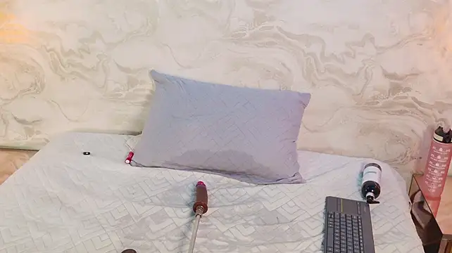 emily_dempsey stripchat live cam model