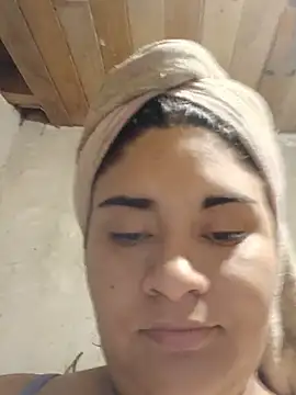 Orianamzn21 stripchat live cam model