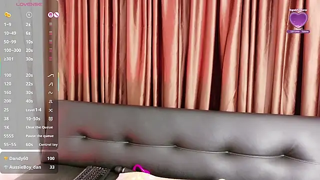 Zara_Fire stripchat live cam model