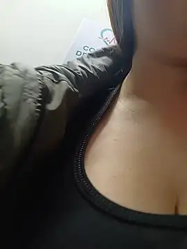 VANESSA__28 stripchat live cam model