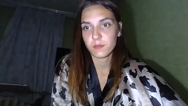 Zlatixx stripchat live cam model