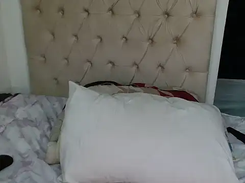 Jhanak_30 stripchat live cam model