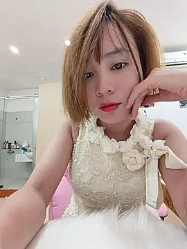 MiuMiu-Love68 stripchat live cam model