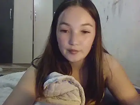 AnelyaMayaa stripchat live cam model