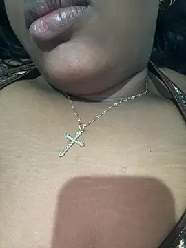 amorasecy stripchat live cam model
