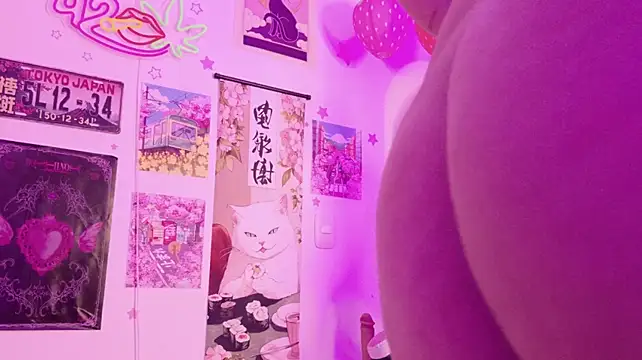 Noisy_doll stripchat live cam model