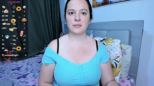 angelaagomez stripchat live cam model