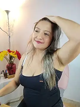 valeriahunter1 stripchat live cam model