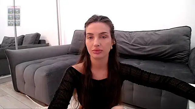 Laura_Bess stripchat live cam model
