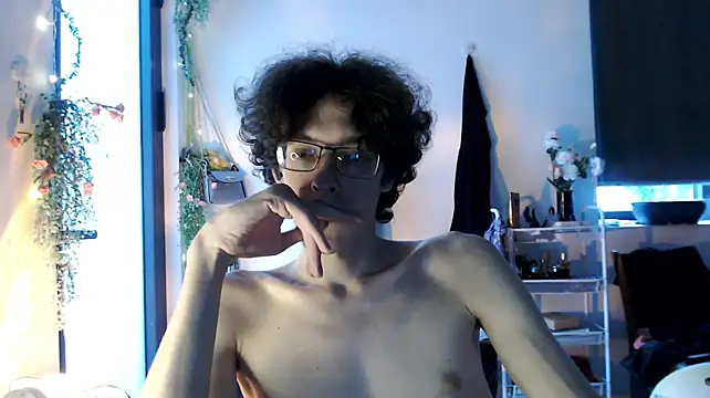 LovesomeCookie stripchat live cam model