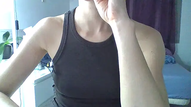 Soriina stripchat live cam model