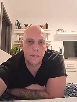 Kobradera1984 stripchat live cam model