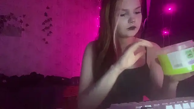 AuldNinth stripchat live cam model