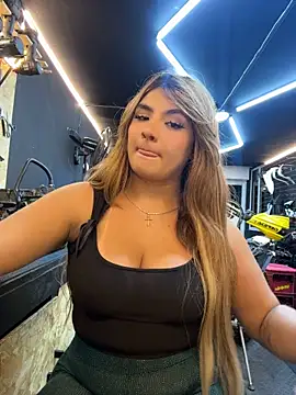 i_melissaa stripchat live cam model