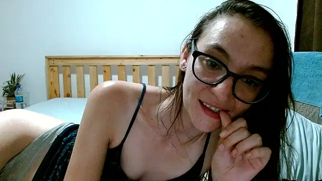 Sonyasays stripchat live cam model
